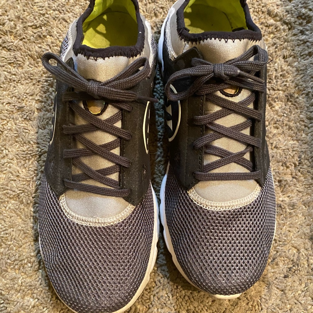 Men’s New Balance Sneakers size 11
